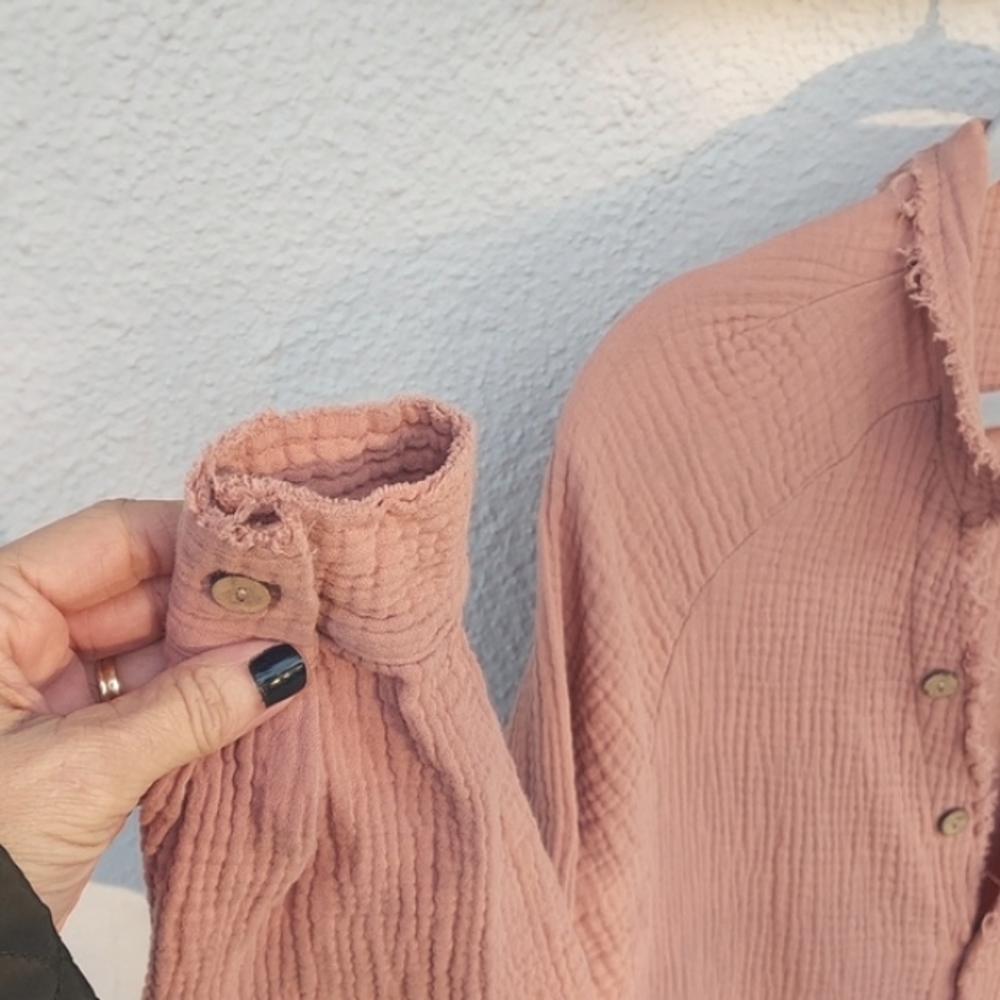 Textured Raw Edges Button-Down Tunic - image 5